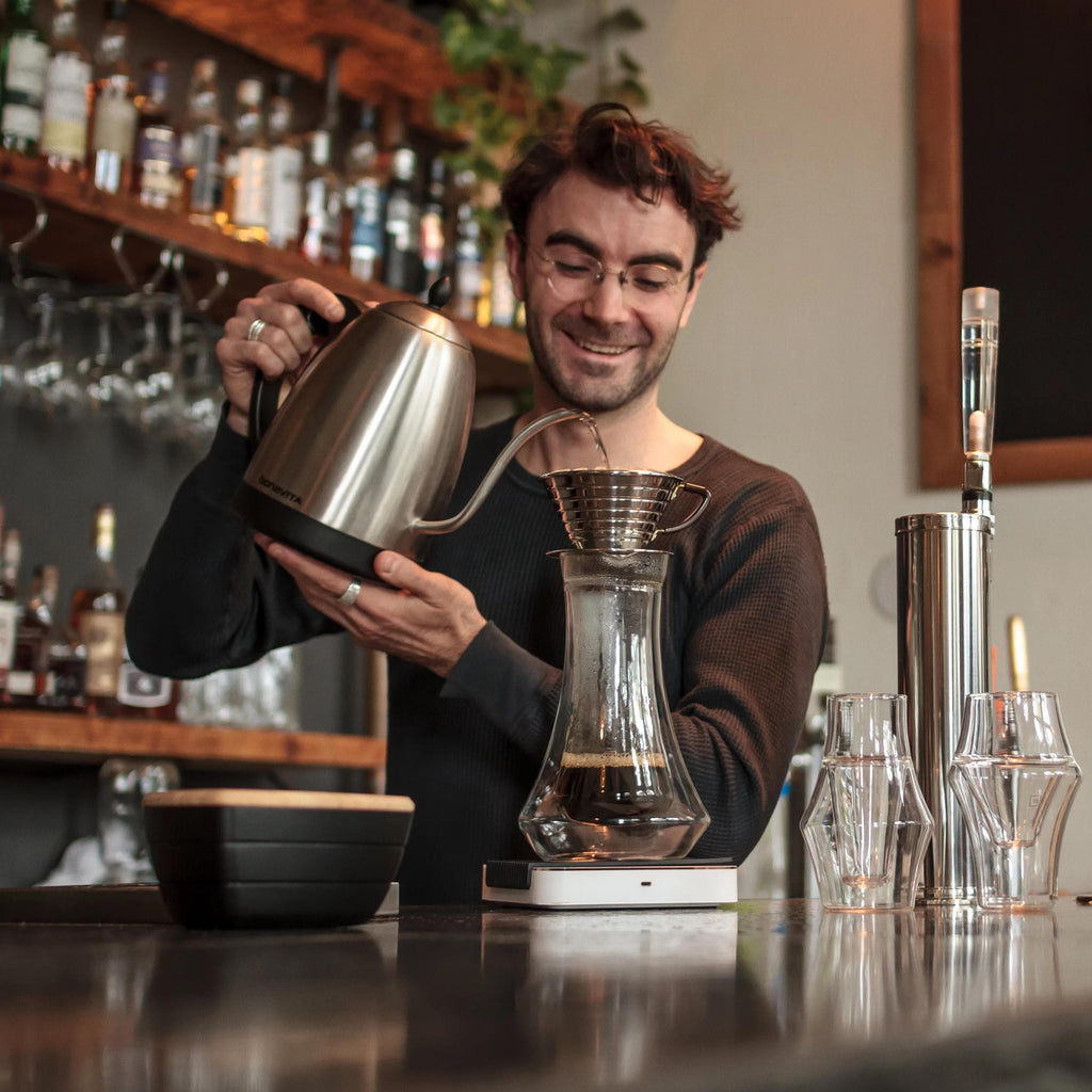 Kruve Evoke Carafe 5 lifestyle 2