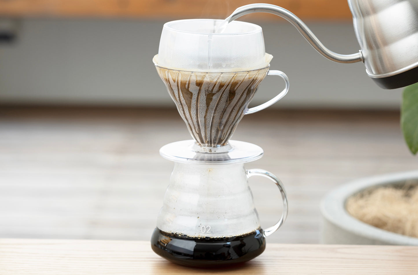 Hario V60 Glass Dripper Kit (Simply Hario Series)2