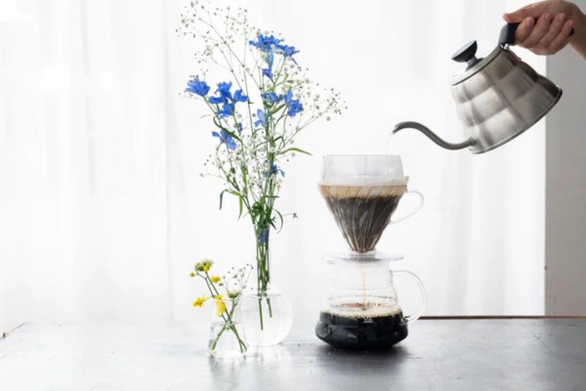 Hario V60 Glass Dripper Kit (Simply Hario Series)