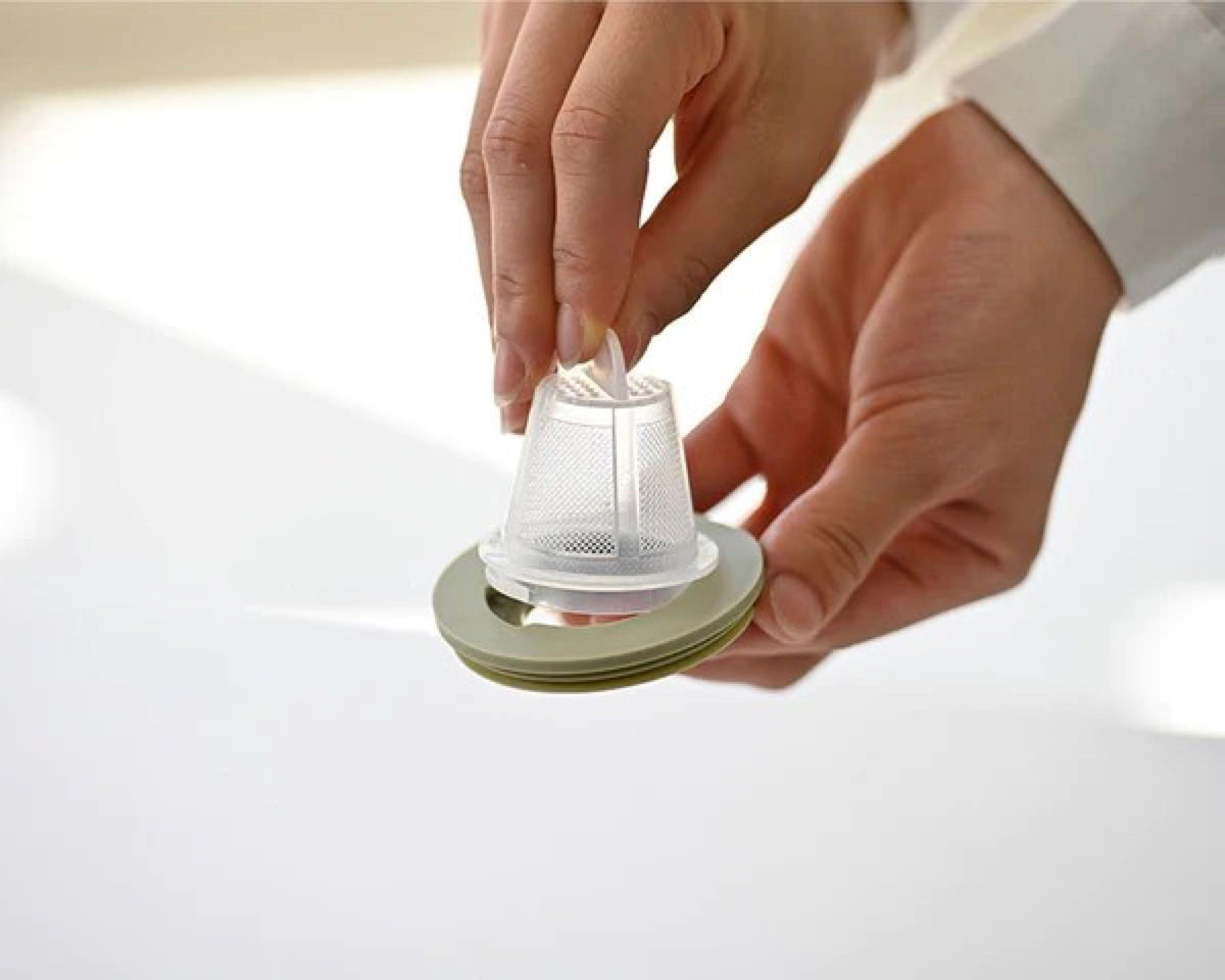 Hario Filter-in Bottle Portable lifestyle 2 13