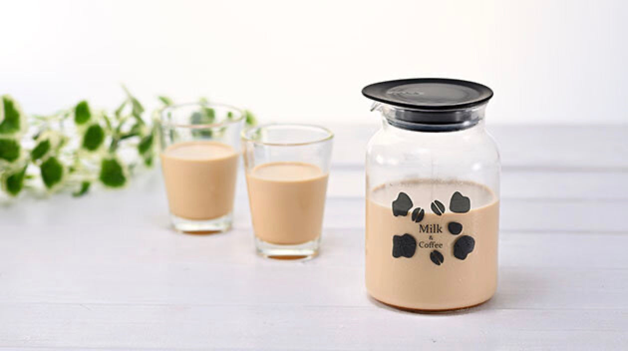 Hario Milk-brew Coffee Pot lifestyle 2 27