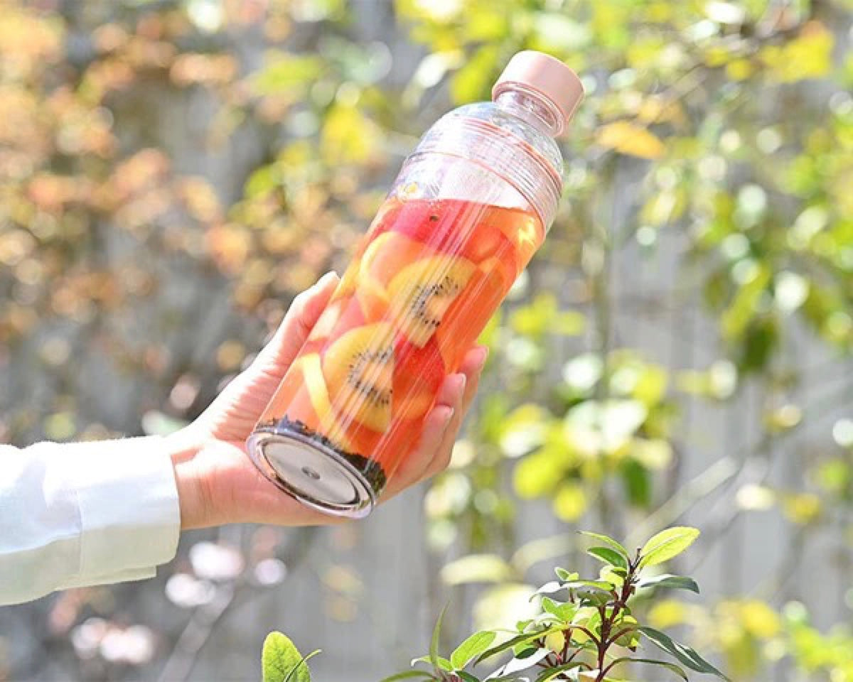 Hario Filter-in Bottle Portable lifestyle 3 13
