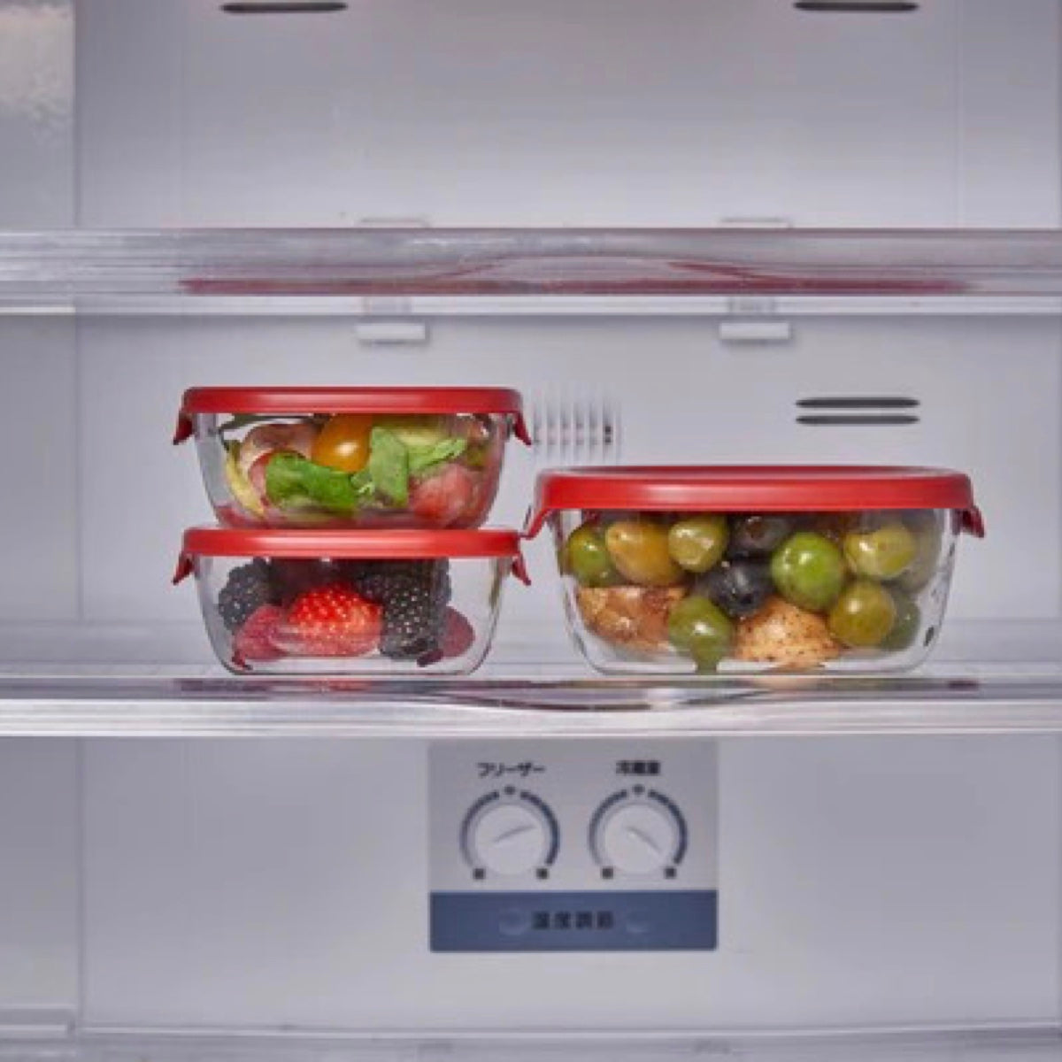 Hario Heatproof Glass Food Storage Container 3 Piece Set (Round/Square) lifestyle 3 9