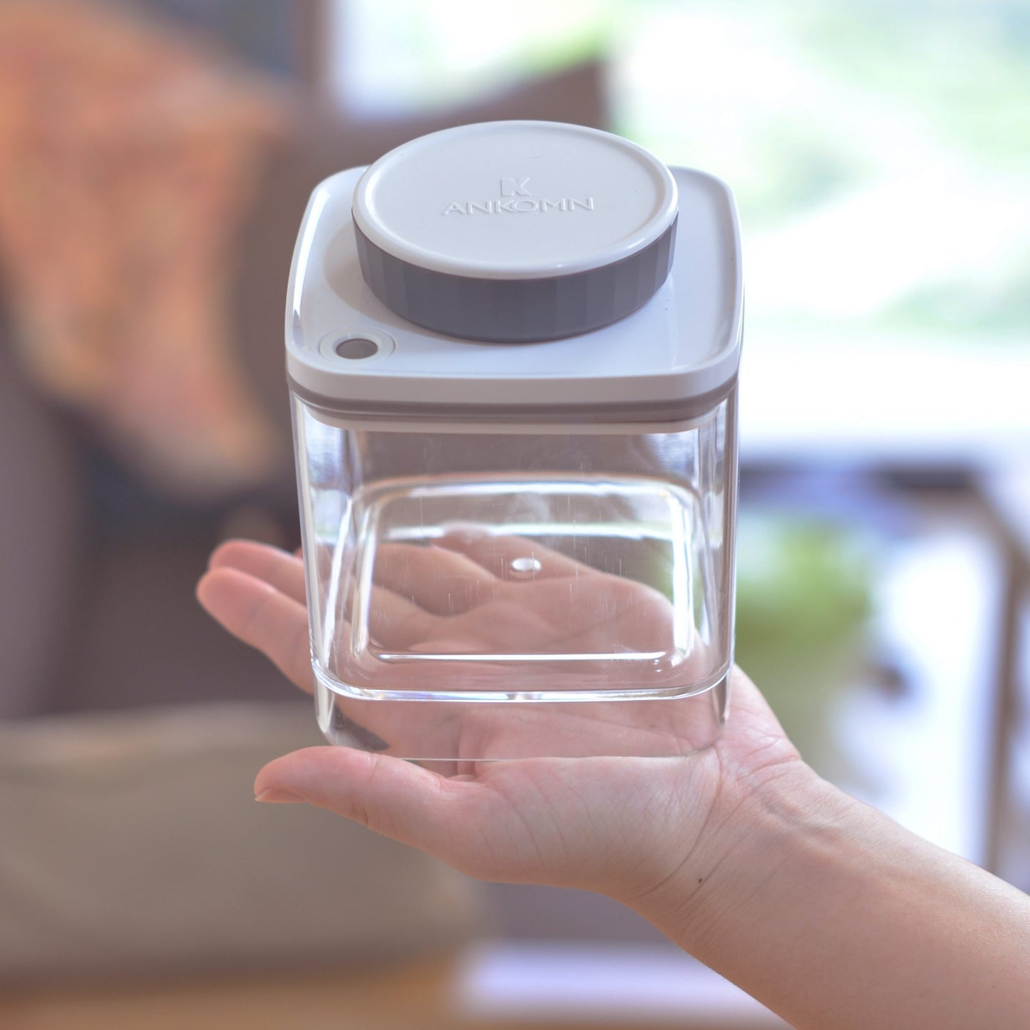 Ankomn Everlock Turn & Lock Airtight Container lifestyle 9 scaled