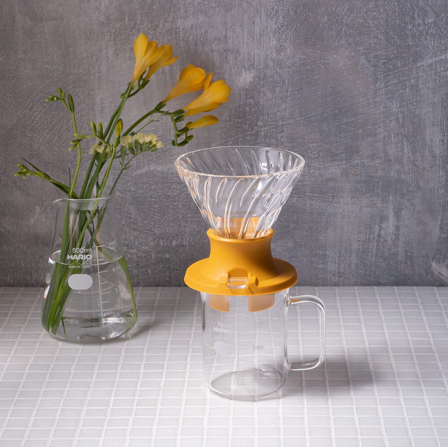 Hario Switch Immersion Dripper honey yellow1