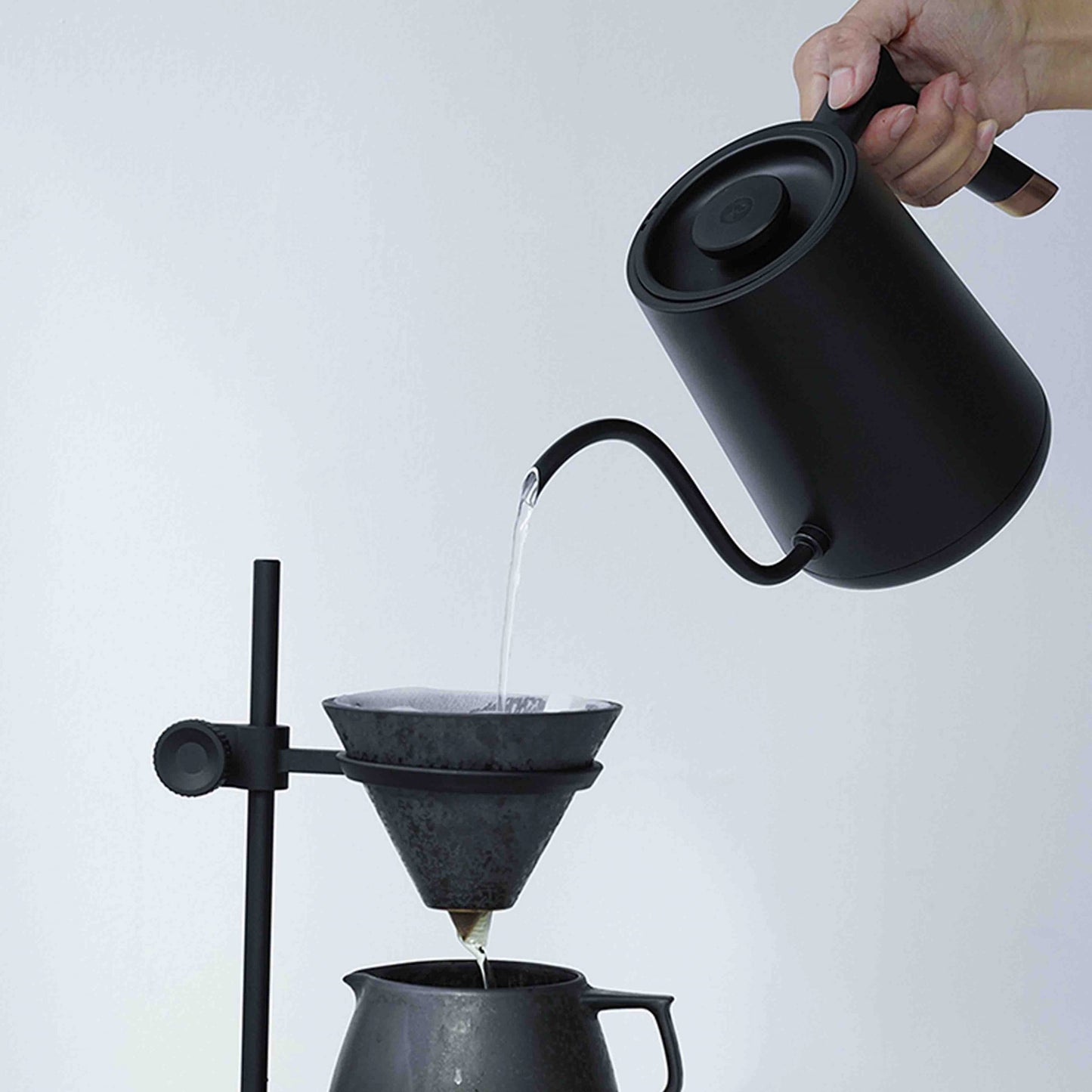 Timemore Fish Smart Electric Pour Over Kettle Lifestyle 10 1