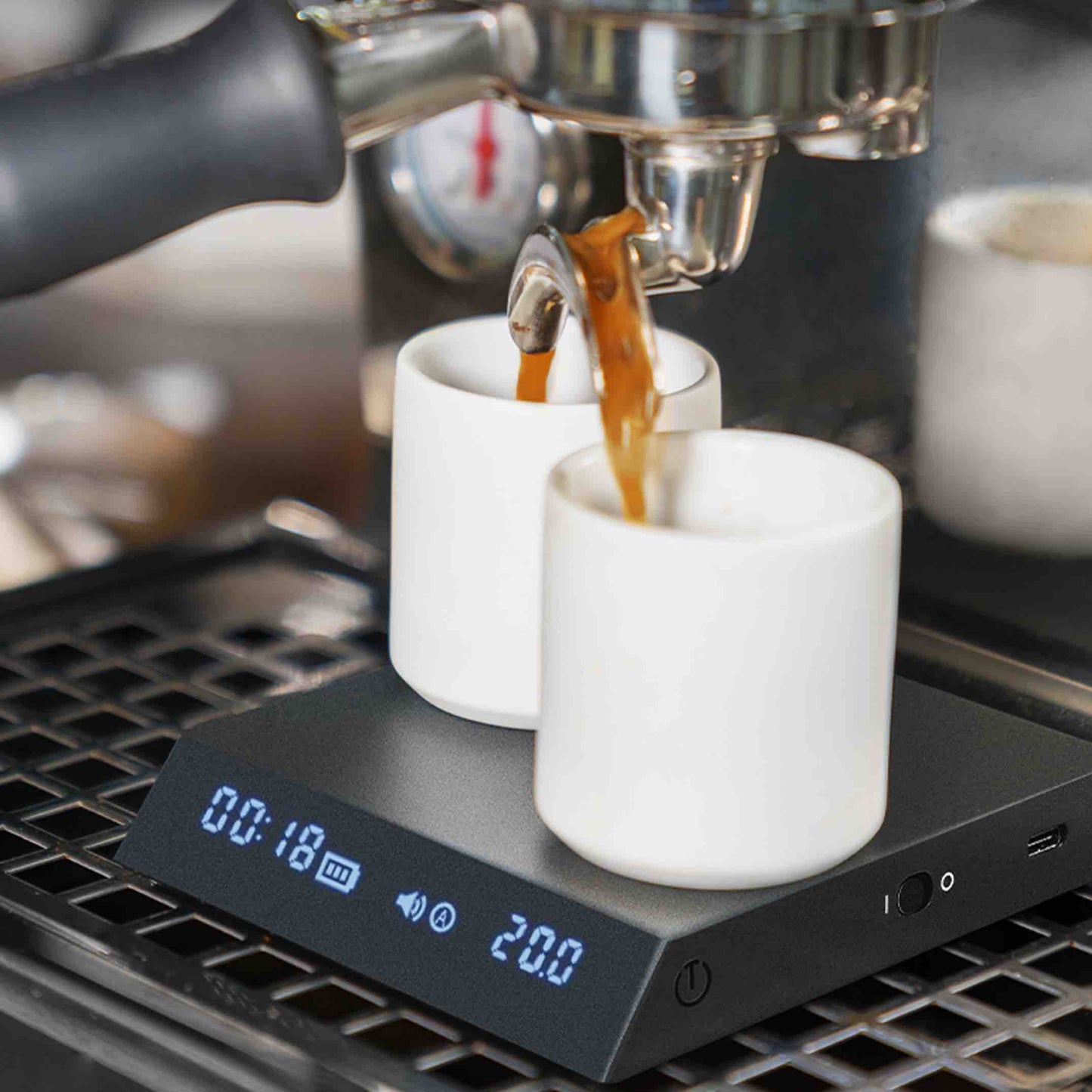 Timemore Black Mirror Nano Coffee Scale Lifestyle 2 1