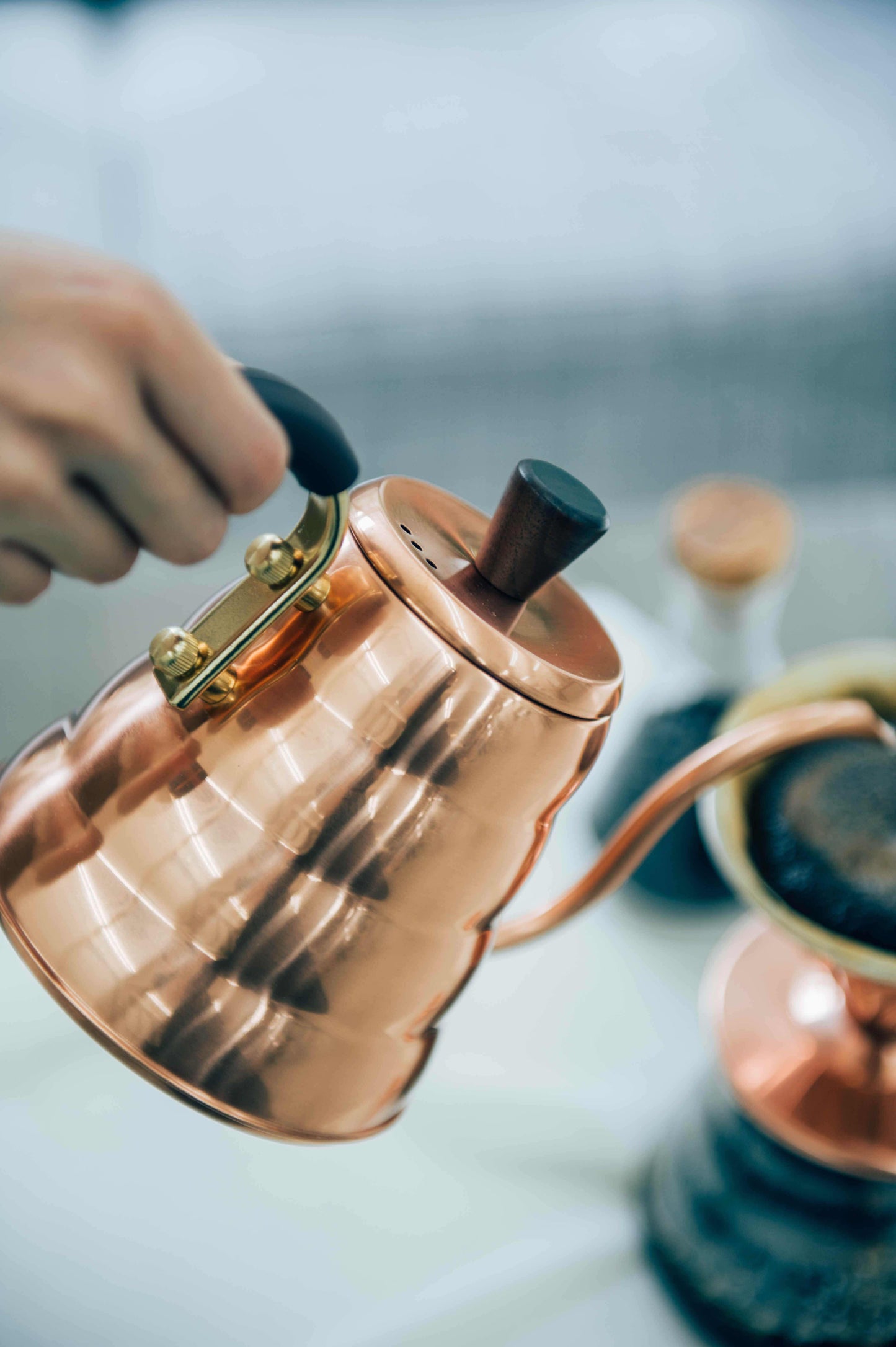 Hario V60 Drip Kettle Buono Copper (with handle cover)