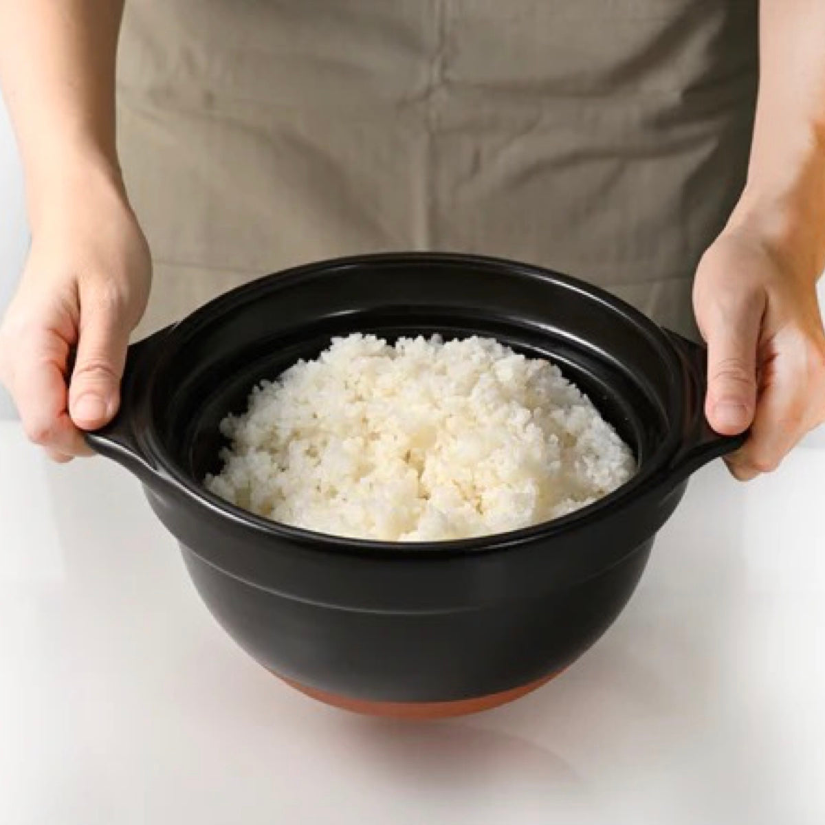 Hario GOHANGAMA Glass-Lid Rice Cooker Ceramic lifestyle 6 2